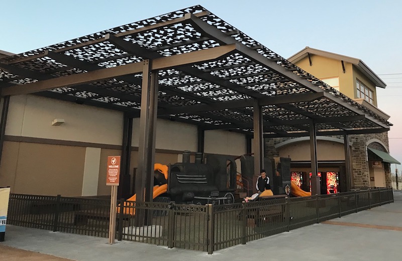 Allen Premium Outlets (Metal Awning)